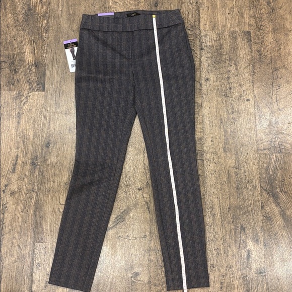 Dalia Gray Plaid Pants - Picture 7 of 9